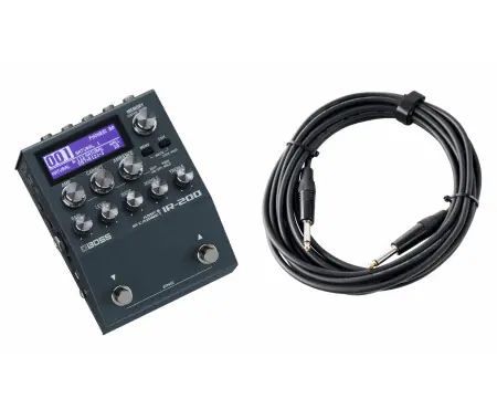 Boss IR-200 Amp & IR Cabinet Set incl. Cavo Affare